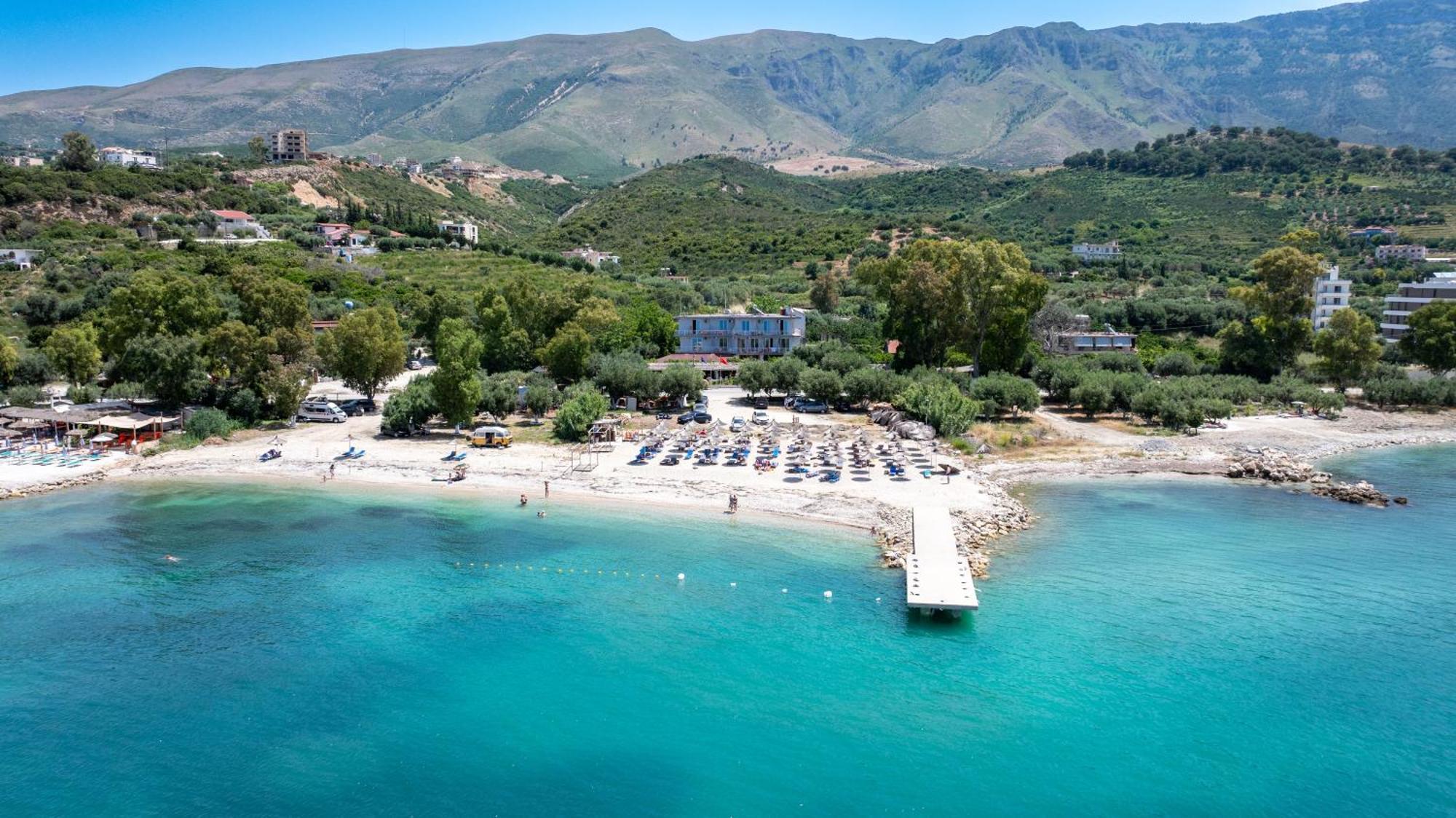 Hotel Nika Радима Экстерьер фото